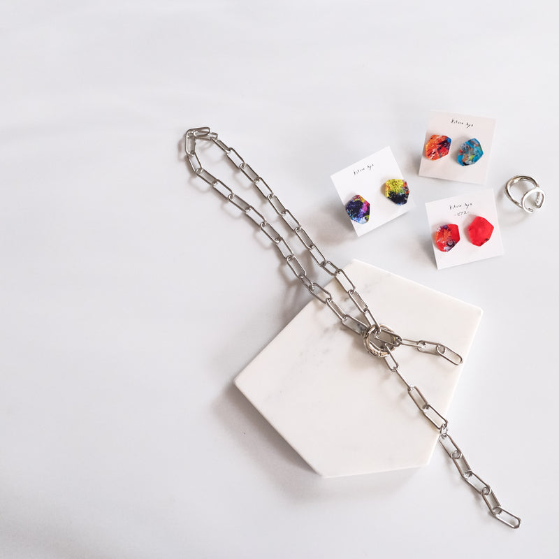 edge silver necklace