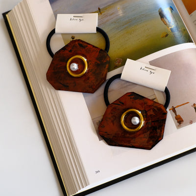 11_MONTHLY SALE　Tortoiseshell 　hair tie