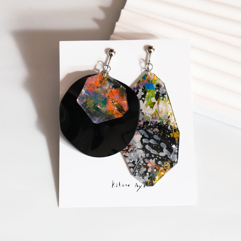 <イヤリング>BLK + Hang  Clip-on earrings New Year Sale!